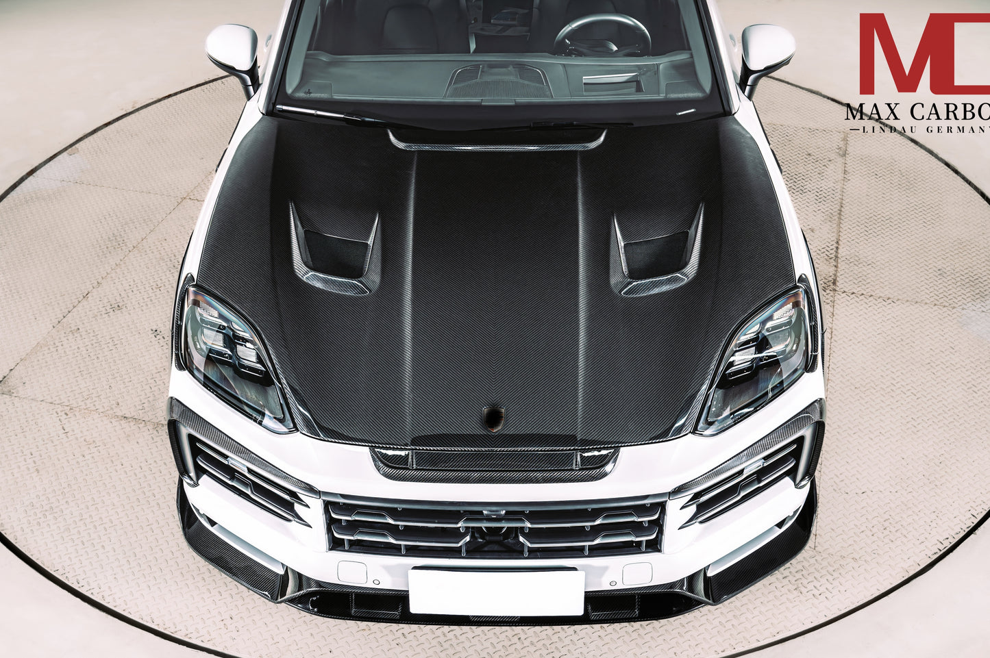 DRY Carbon Motorhaube Aufsatz für Porsche Cayenne S GTS 9YA .2