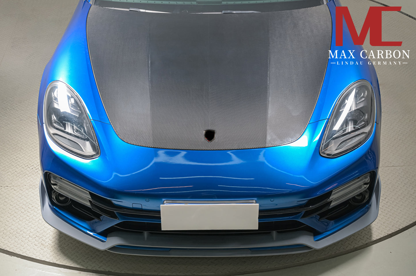 MAX CARBON DRY Carbon bonnet hood suitable for Porsche Panamera 971