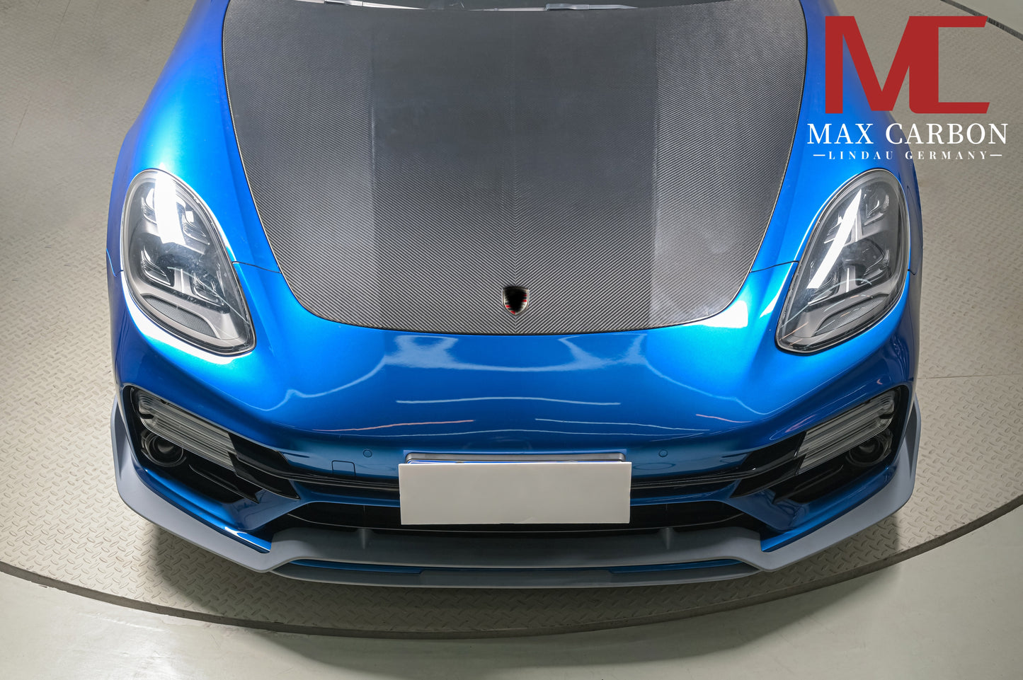 MAX CARBON DRY Carbon bonnet hood suitable for Porsche Panamera 971