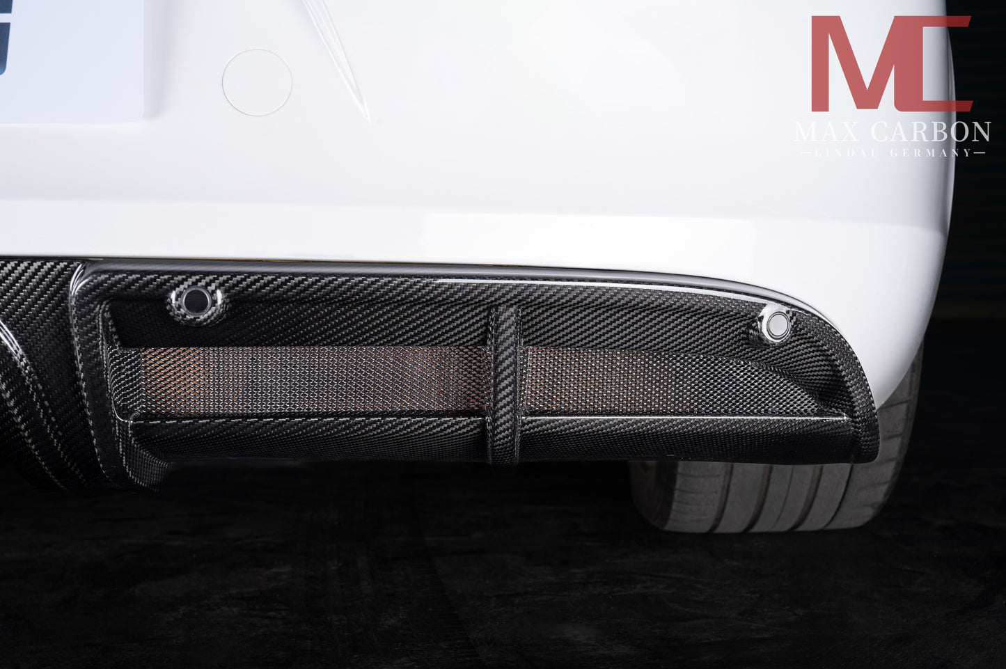 MAX CARBON DRY Carbon rear diffuser for Porsche 981 Cayman Boxster S GTS 3 years warranty 