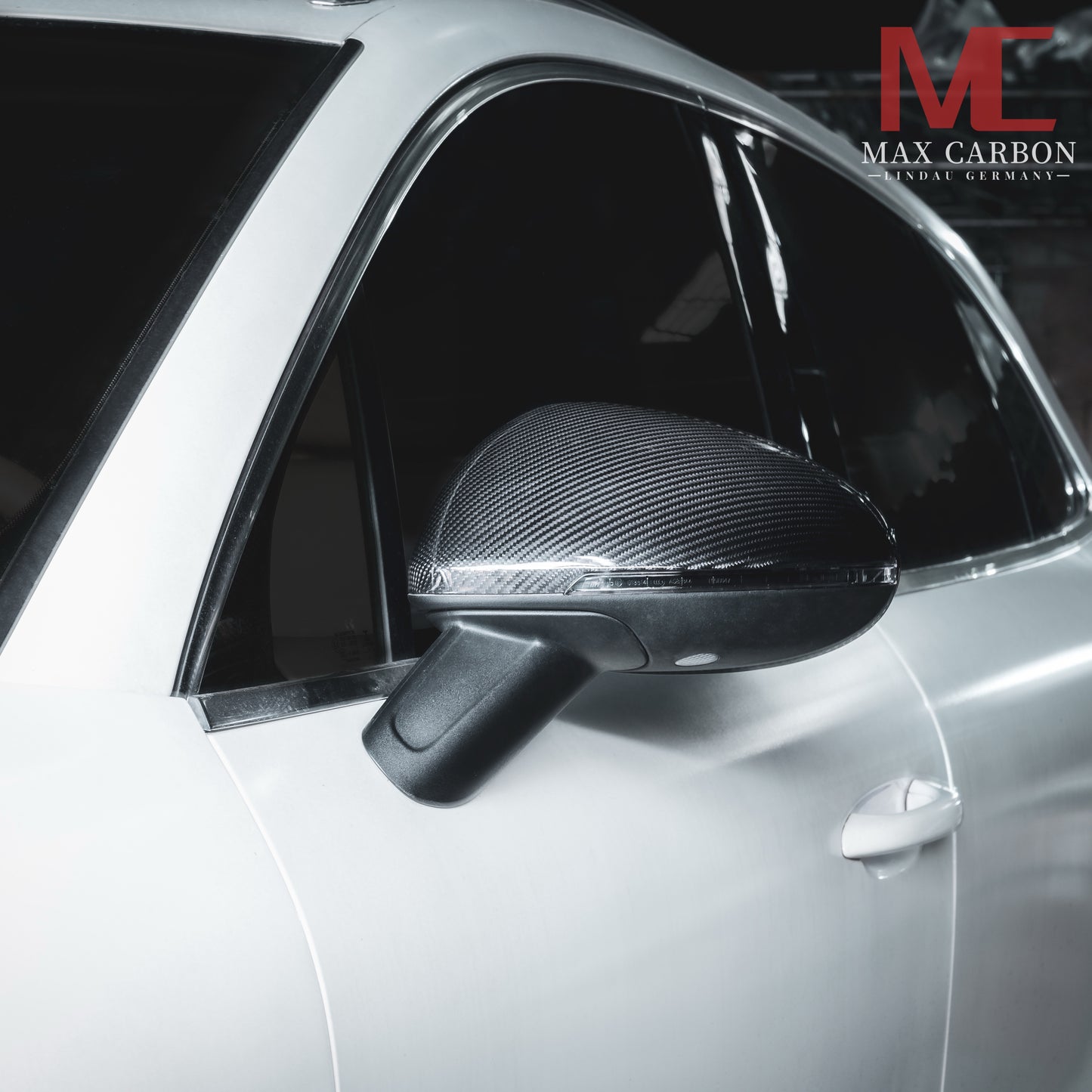 MC Performance MAX CARBON replacement mirror caps for Porsche Macan 95B GTS Turbo S