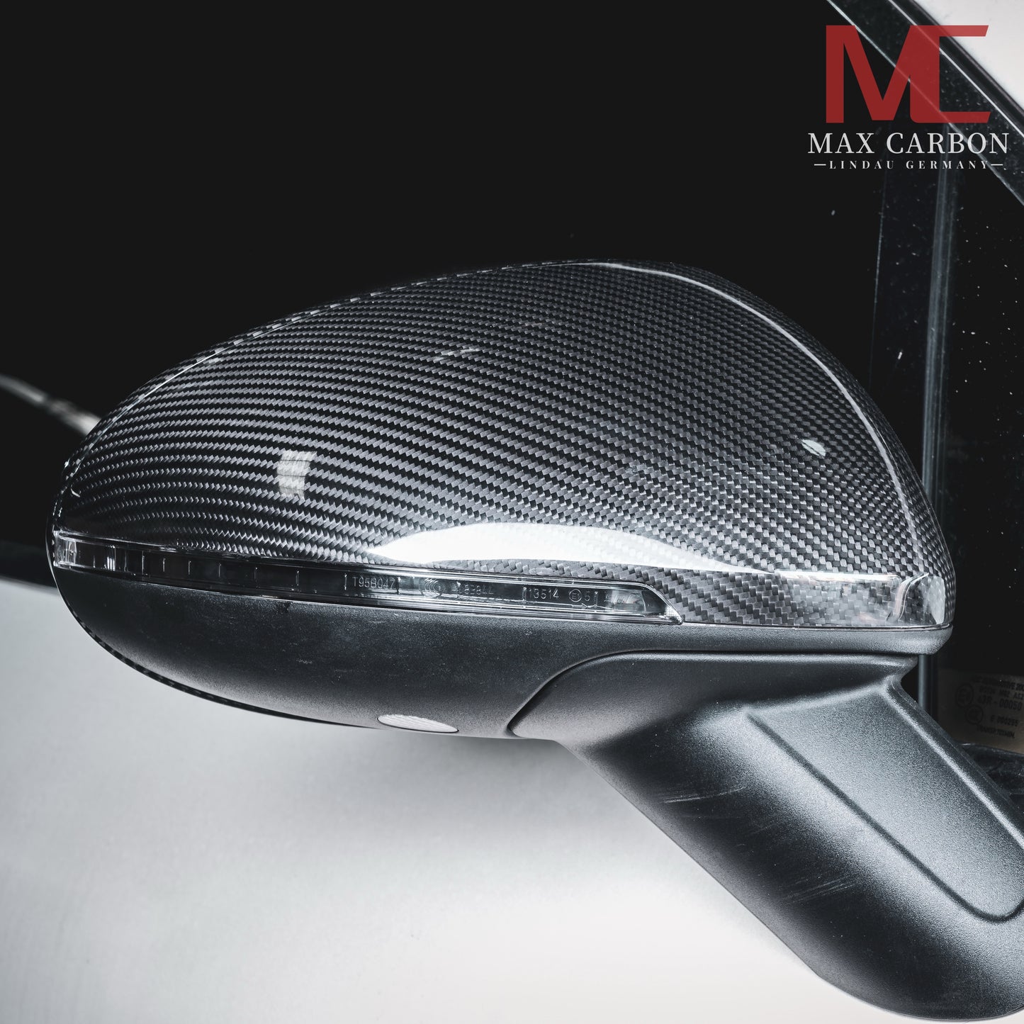 MC Performance MAX CARBON replacement mirror caps for Porsche Macan 95B GTS Turbo S