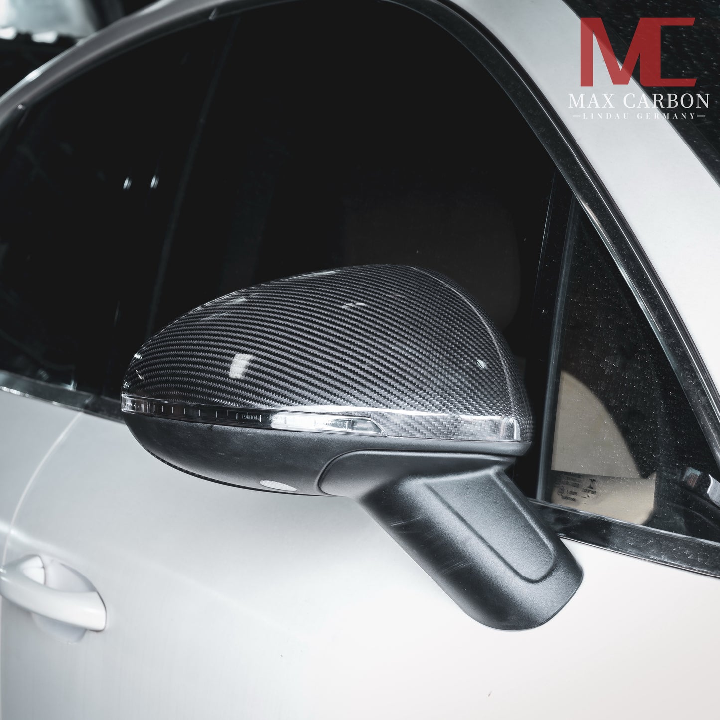 MC Performance MAX CARBON replacement mirror caps for Porsche Macan 95B GTS Turbo S