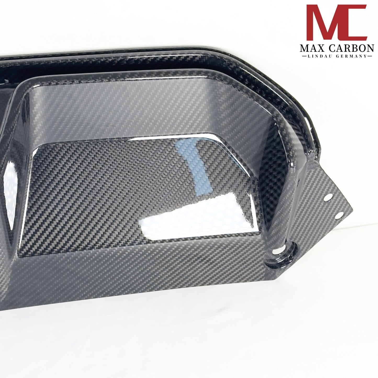 MAX CARBON Dry Carbon Diffuser Rear Diffuser suitable for BMW M5 F90 incl. LCI and CS 