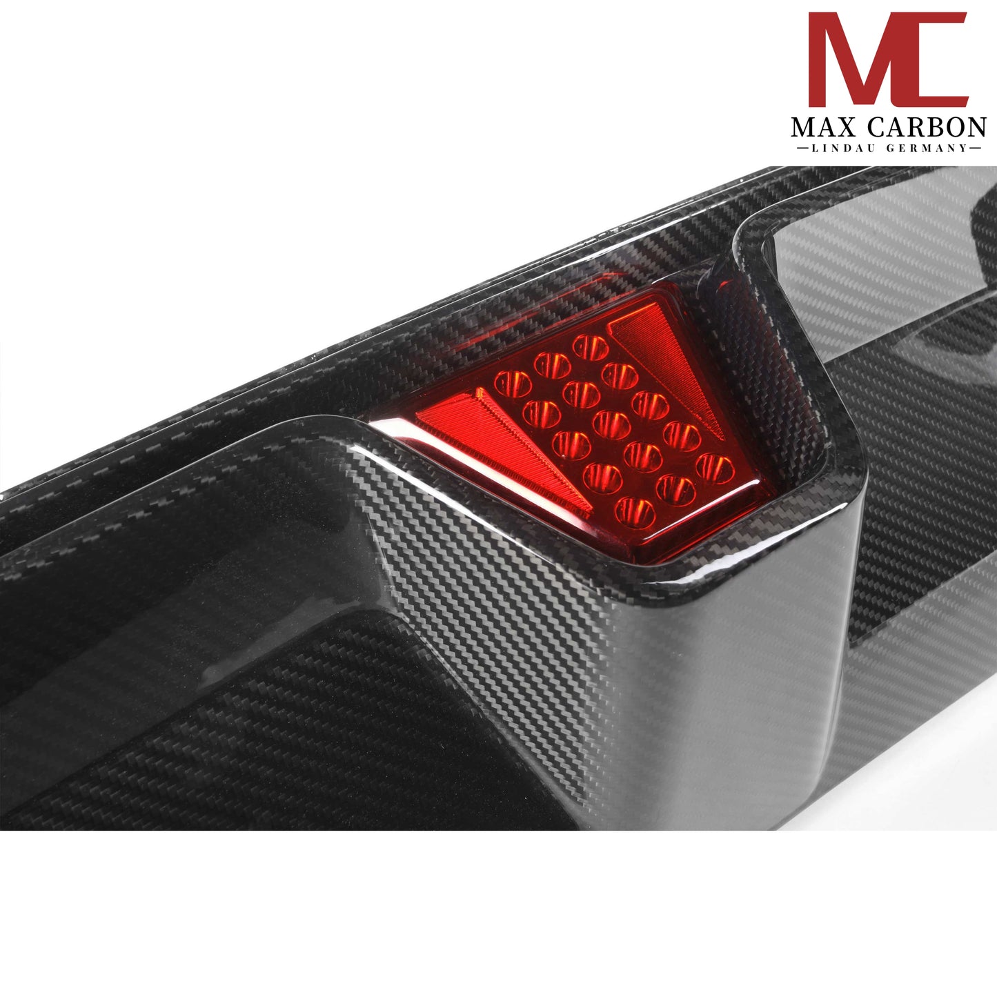 MAX CARBON Dry Carbon Diffuser Rear Diffuser suitable for BMW M5 F90 incl. LCI and CS with LED 