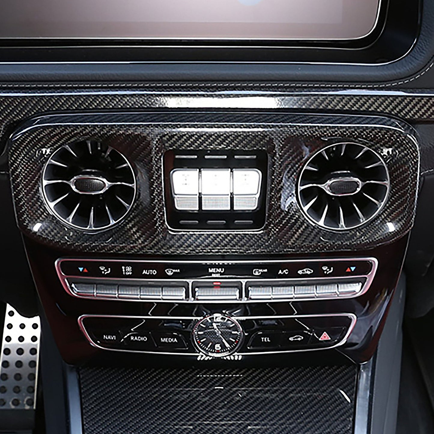 MAX CARBON Dry Carbon interior panels suitable for Mercedes Benz G Class W464 incl. AMG